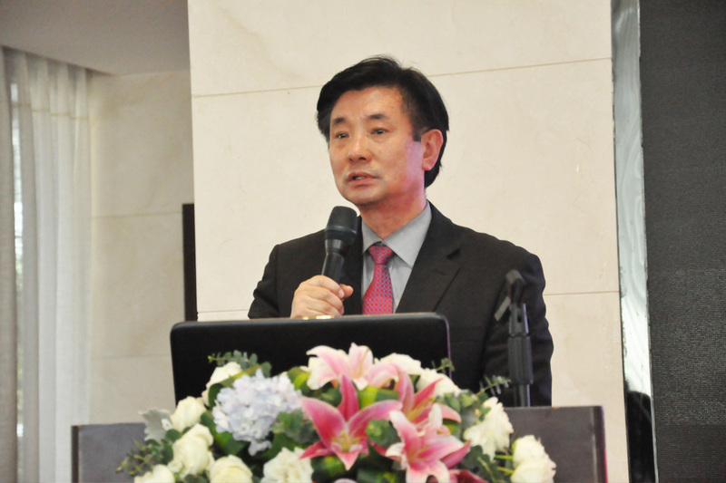 李东一.jpg 李东一.jpg